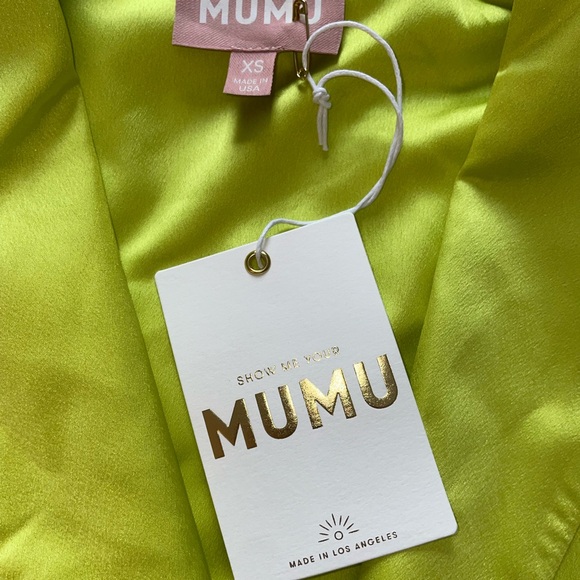 Show Me Your Mumu Felix Blazer in Citrine Luxe Satin - Picture 4 of 7